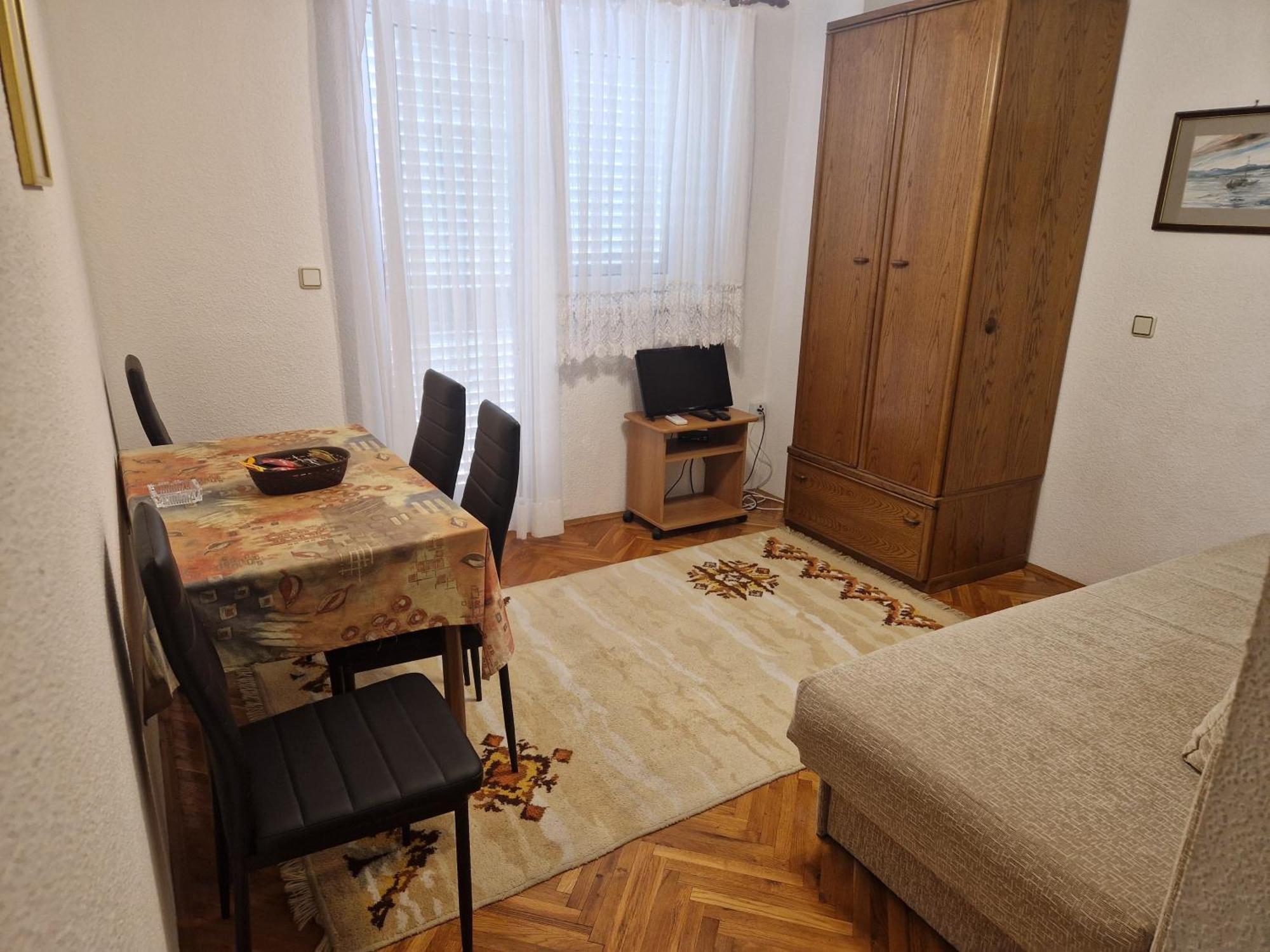 Apartments Vuksan Rab Town Luaran gambar